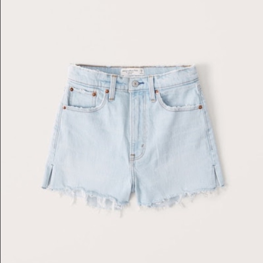 Light wash Jean shorts